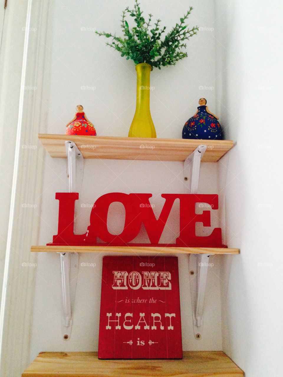 All we need is love. Quantos romances existem em um quarto de hostel? Arrisco a dizer que são vários. 