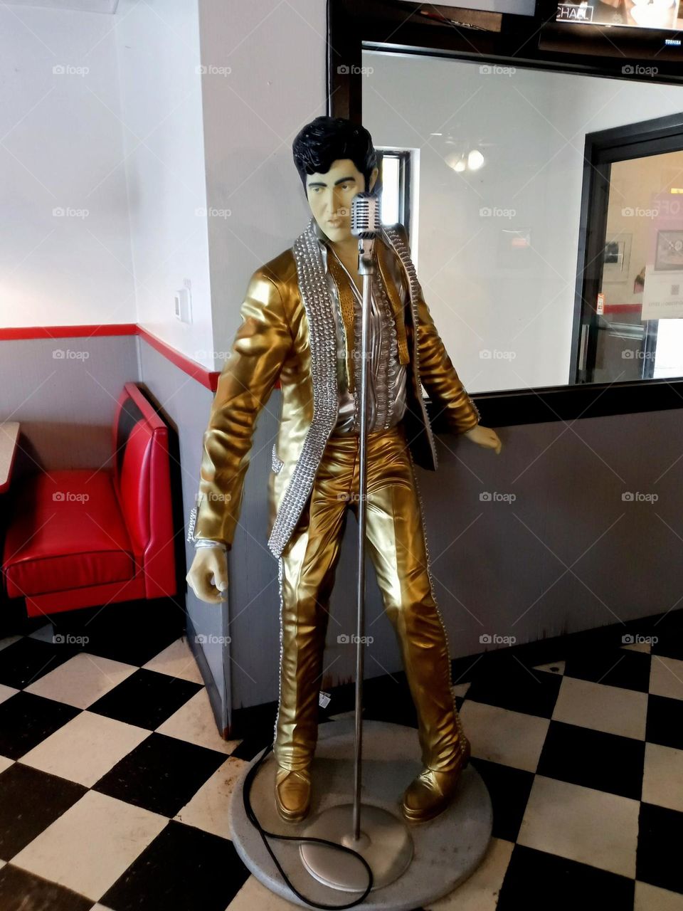 Elvis