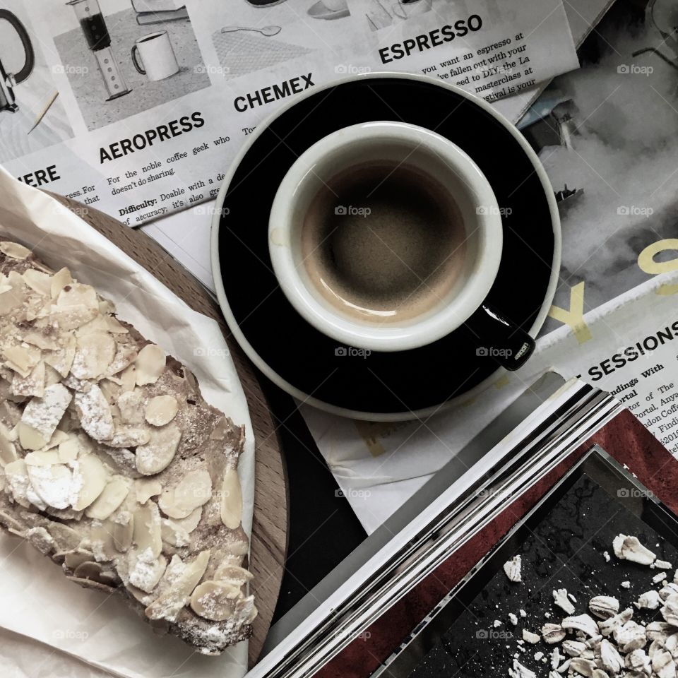 almond croissants and one espresso, please