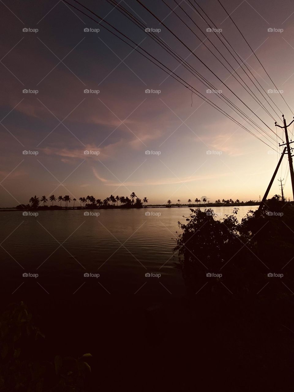 Dark view through a lake 