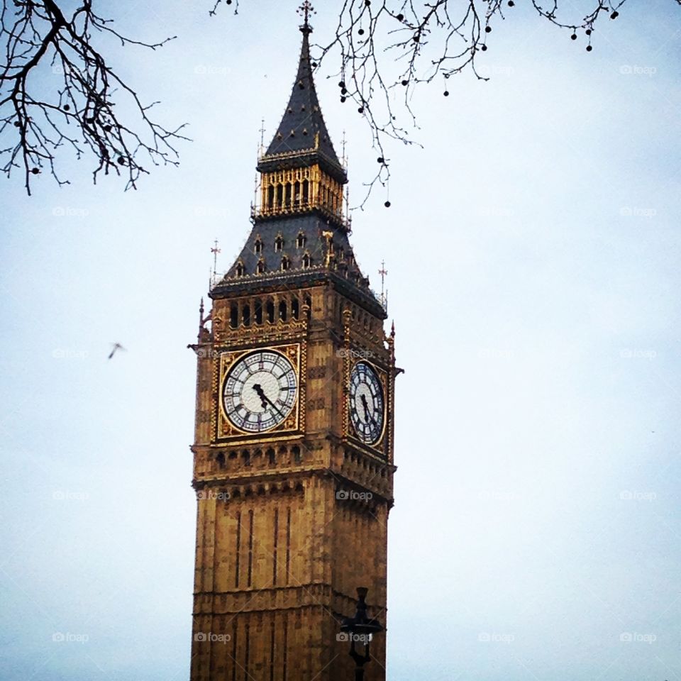 Big Ben. Big Ben in all his glory on the Houses of Parliament in London