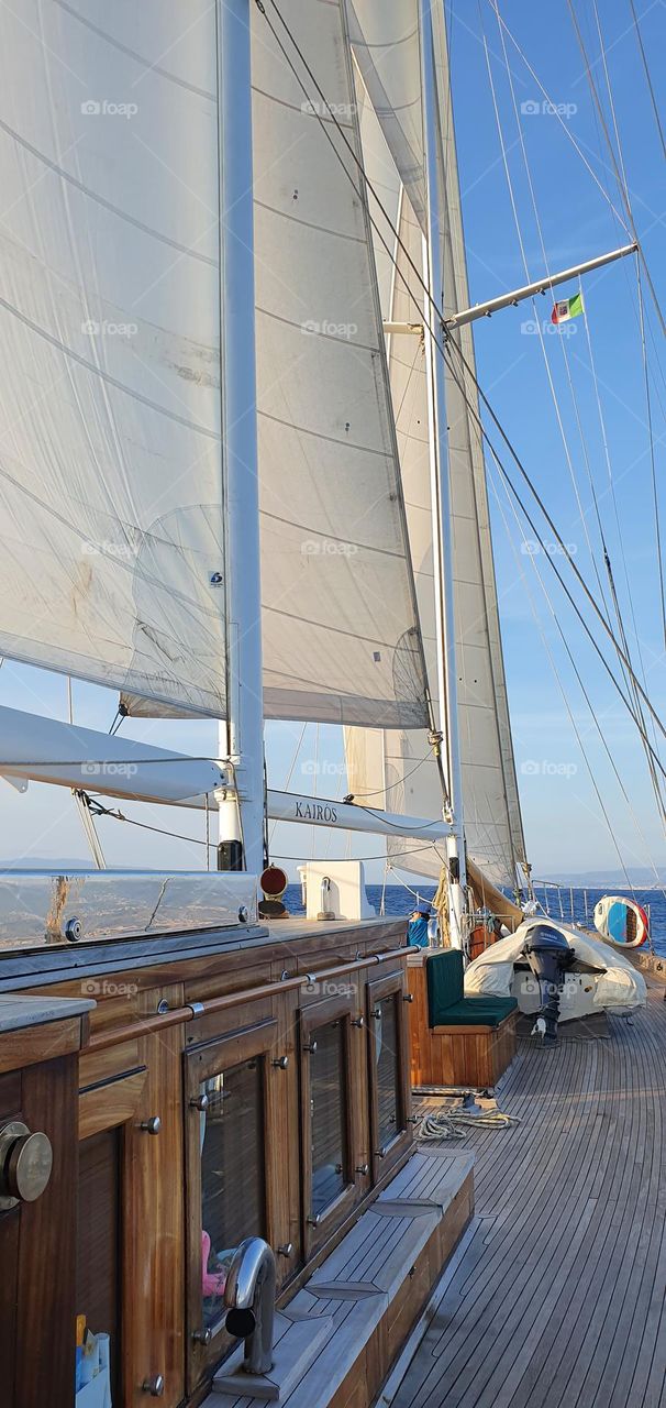 s/v Kairos