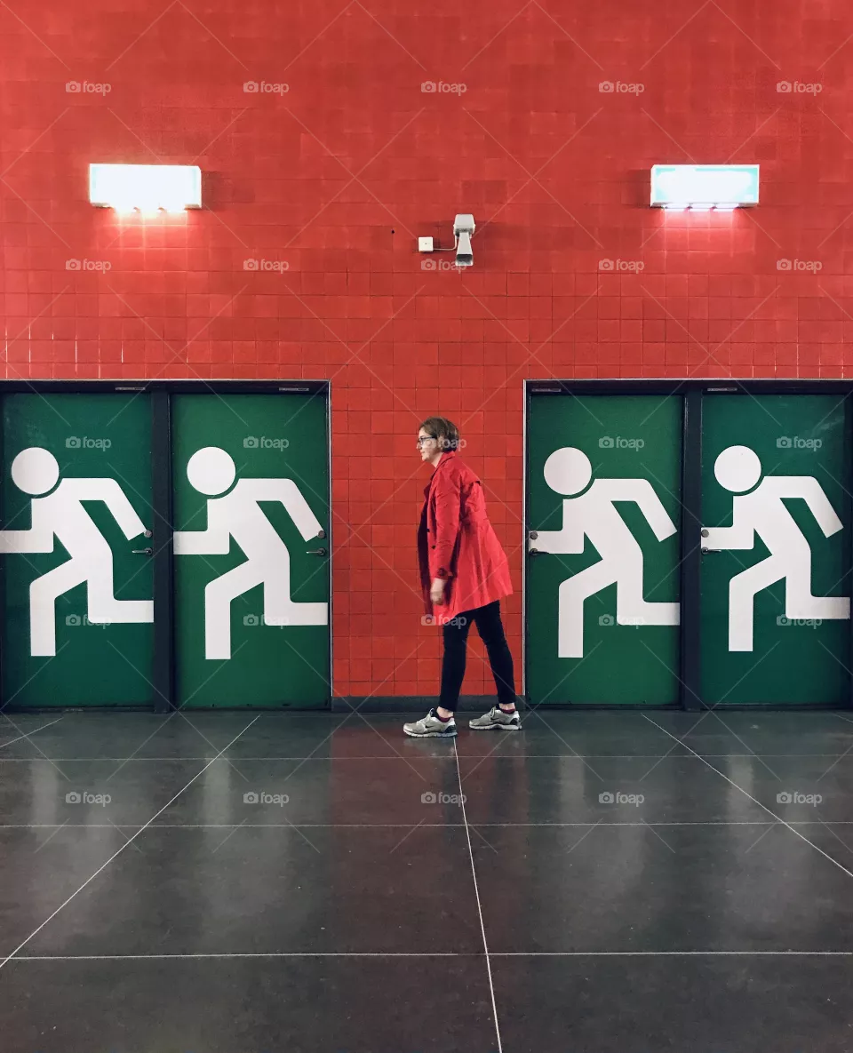 Red wall
