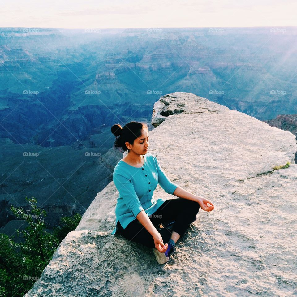 Yoga. Meditate