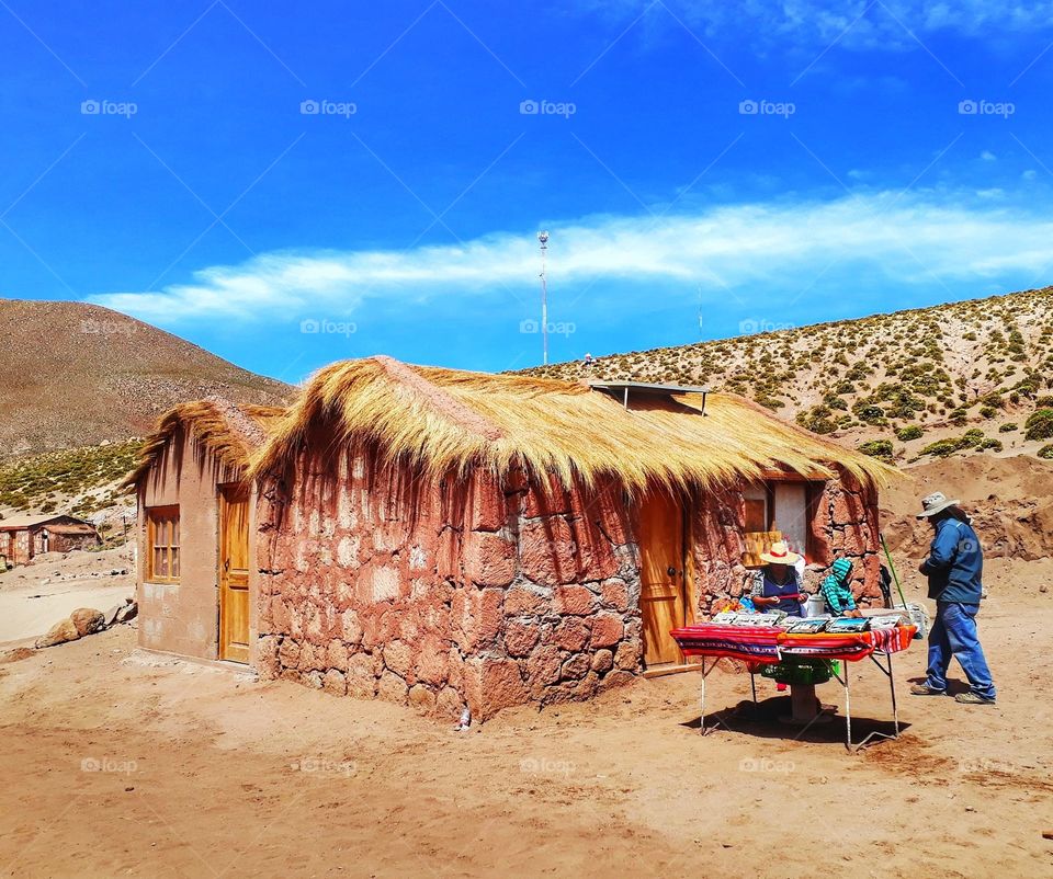 Small house in the midle of Atacama desert