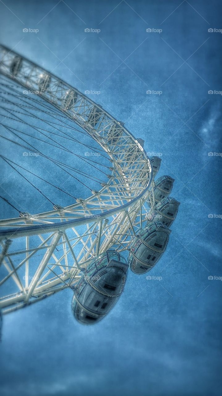 London eye . hot day under London eye