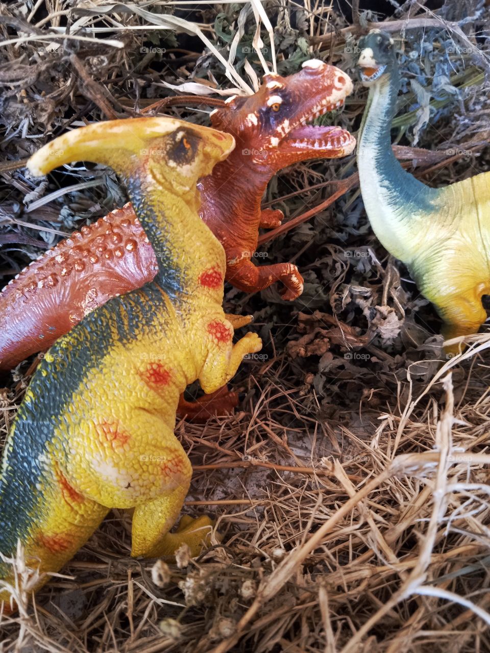 parasaurolophus- tyrannosaurus rex+apatosaurus