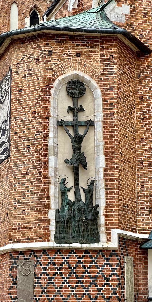 St. Mary's Church or Church of the Assumption
Our Lady of the Blessed Virgin Mary - Catholic parish church of Gothic architecture in
Krakow (Poland). In 1962 it received the title of minor basilica from the Vatican.