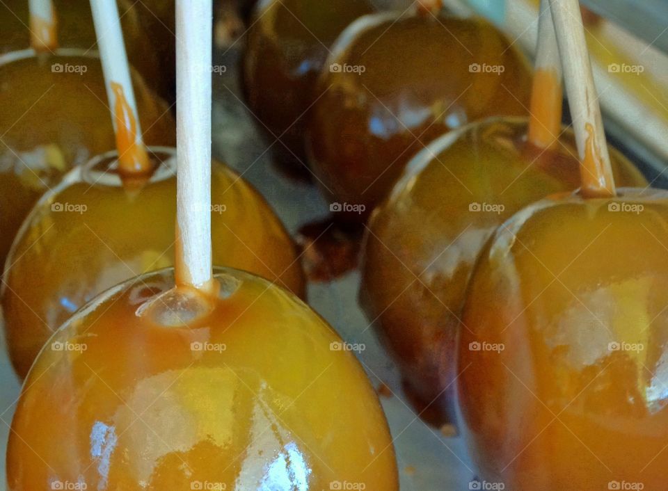 Caramel Apples
