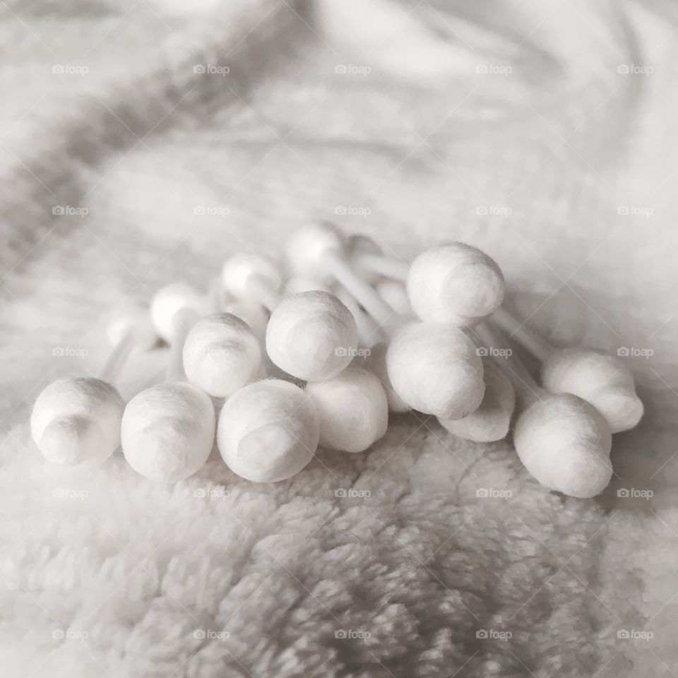 I thought this was a great idea to picture whites as a macro shot . Why not use Q-tips on a textured white background as a model . Hope you enjoy !