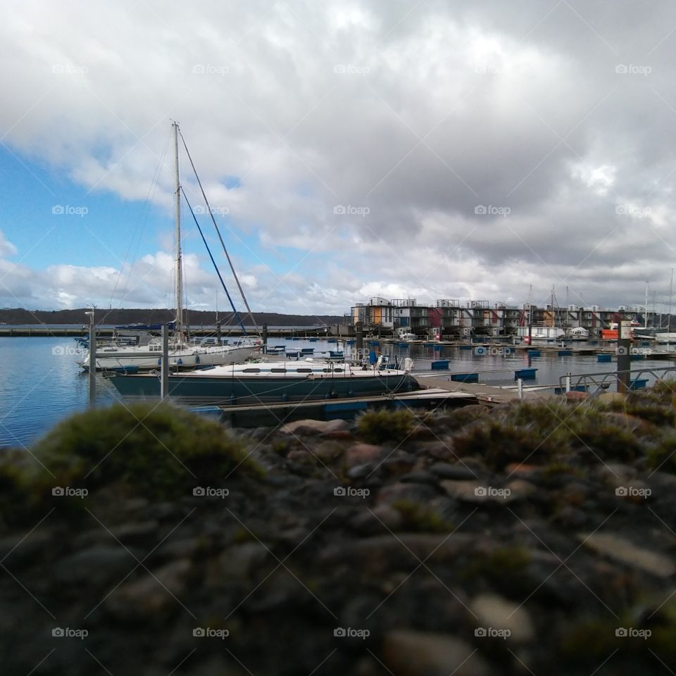 Hafen Boot Anleger Wasser. See