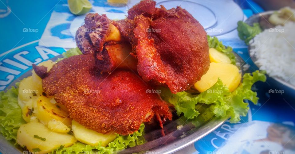 joelho de porco comida