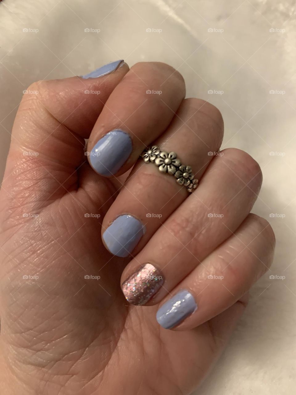 Polished natural nails 