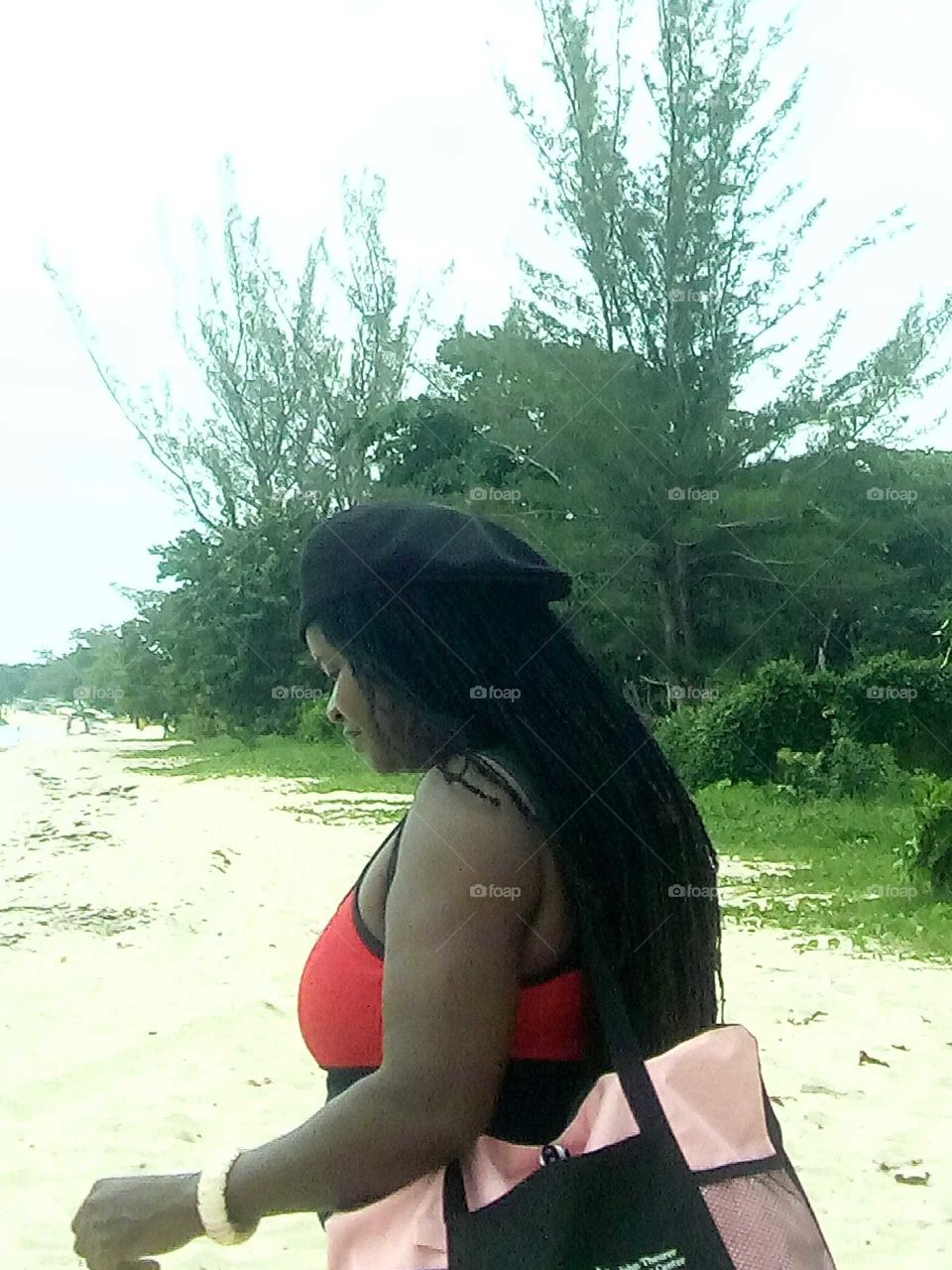 this picture is a good pice of  art work   just how sweet this look at her hair  it flow