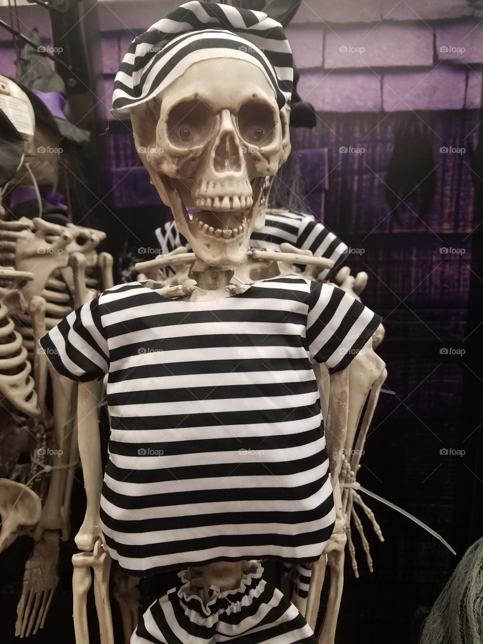 jail skeleton