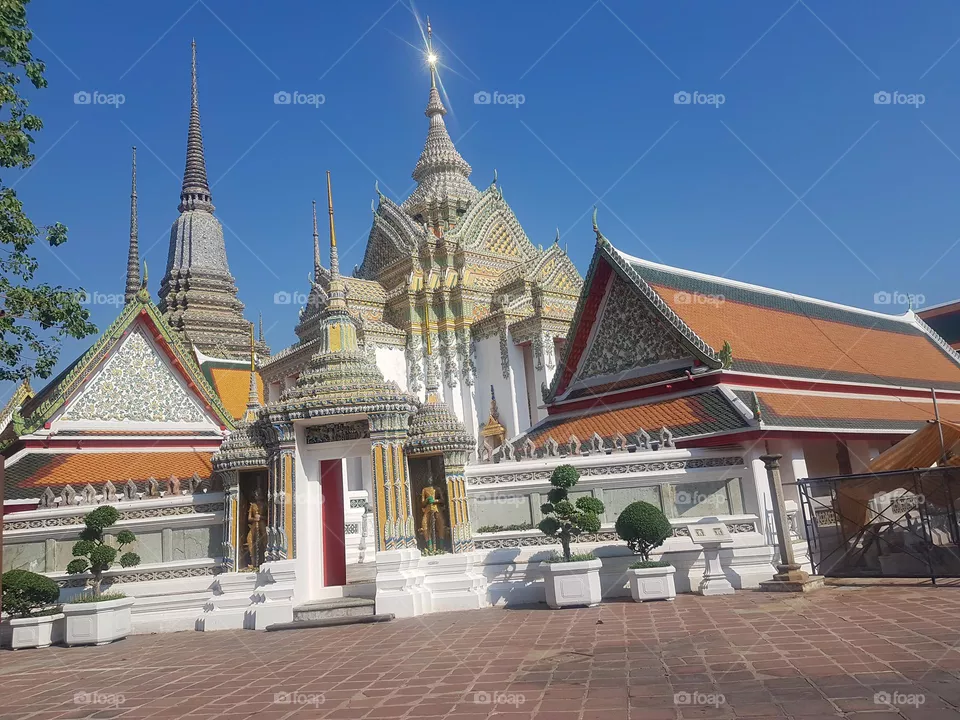 WAT-THAI