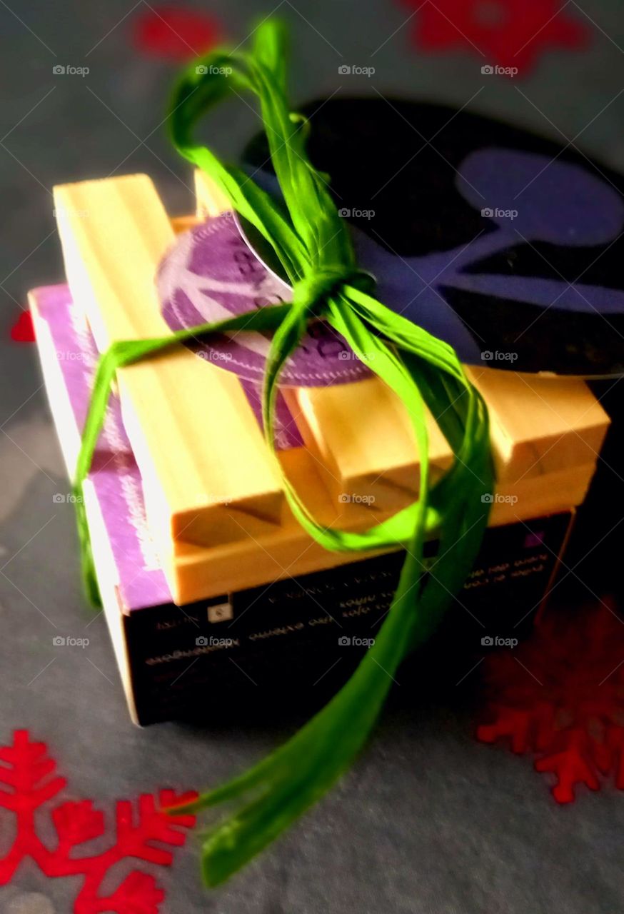 Jabón artesano lazo verde en jabonera