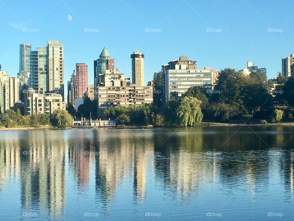 City ​​view from the lake