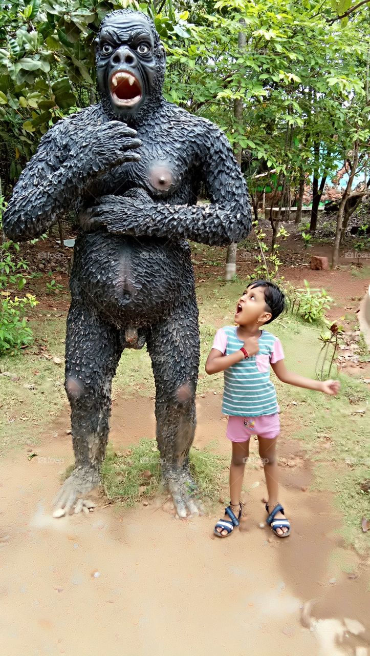 who is  more strength....