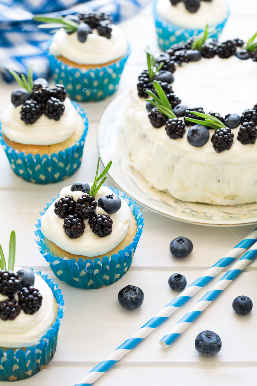 Homemade cupcakes with berries