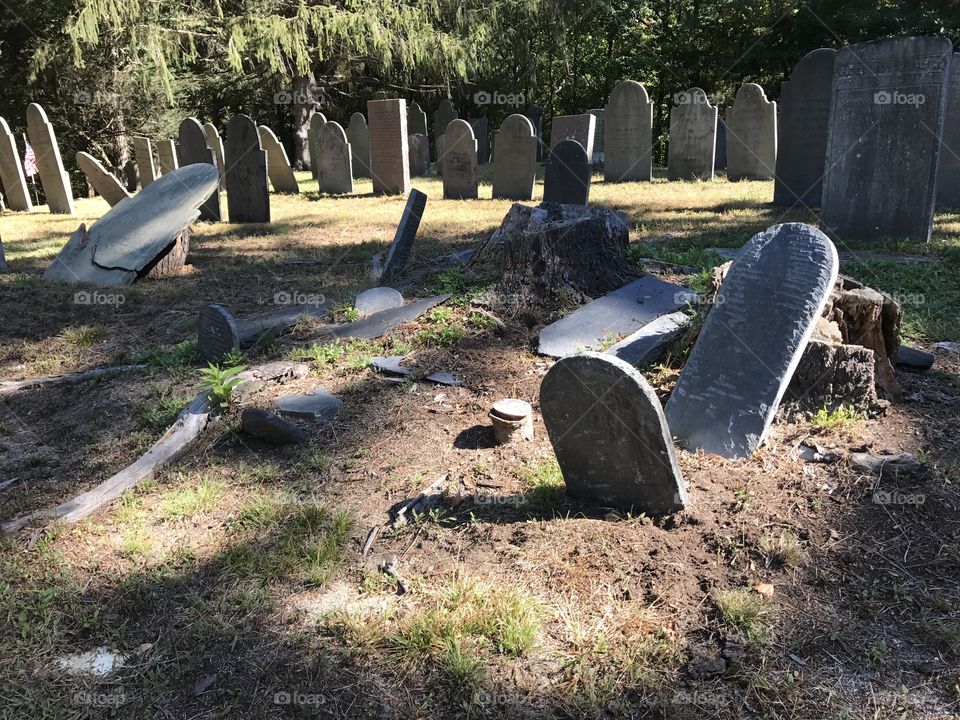 Broken gravestones 