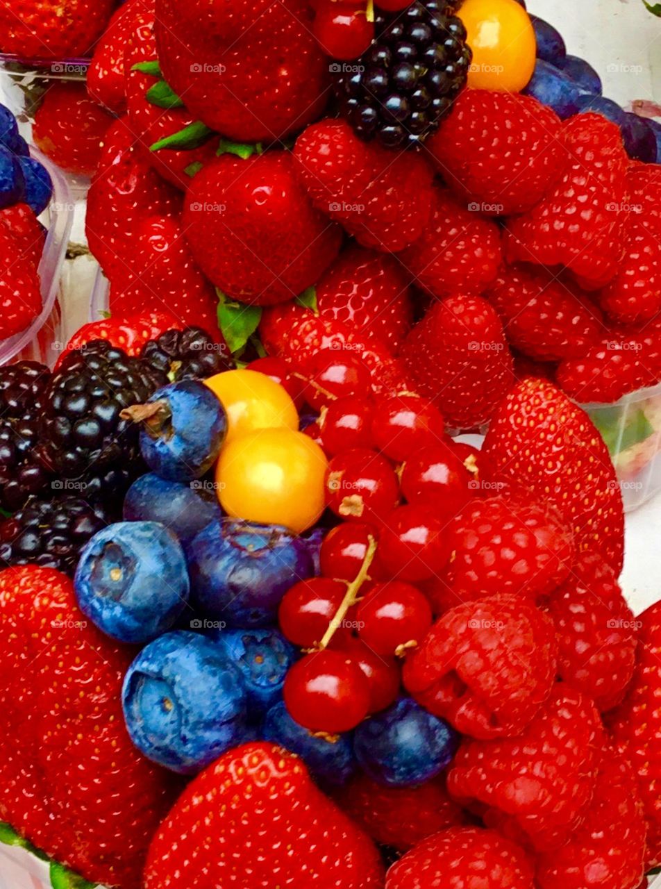 Color Explosion - Vibrant and energetic colors , bright, saturated hues appearing lively and impactful, associated with warmth and colors that seem to pop and draw attention