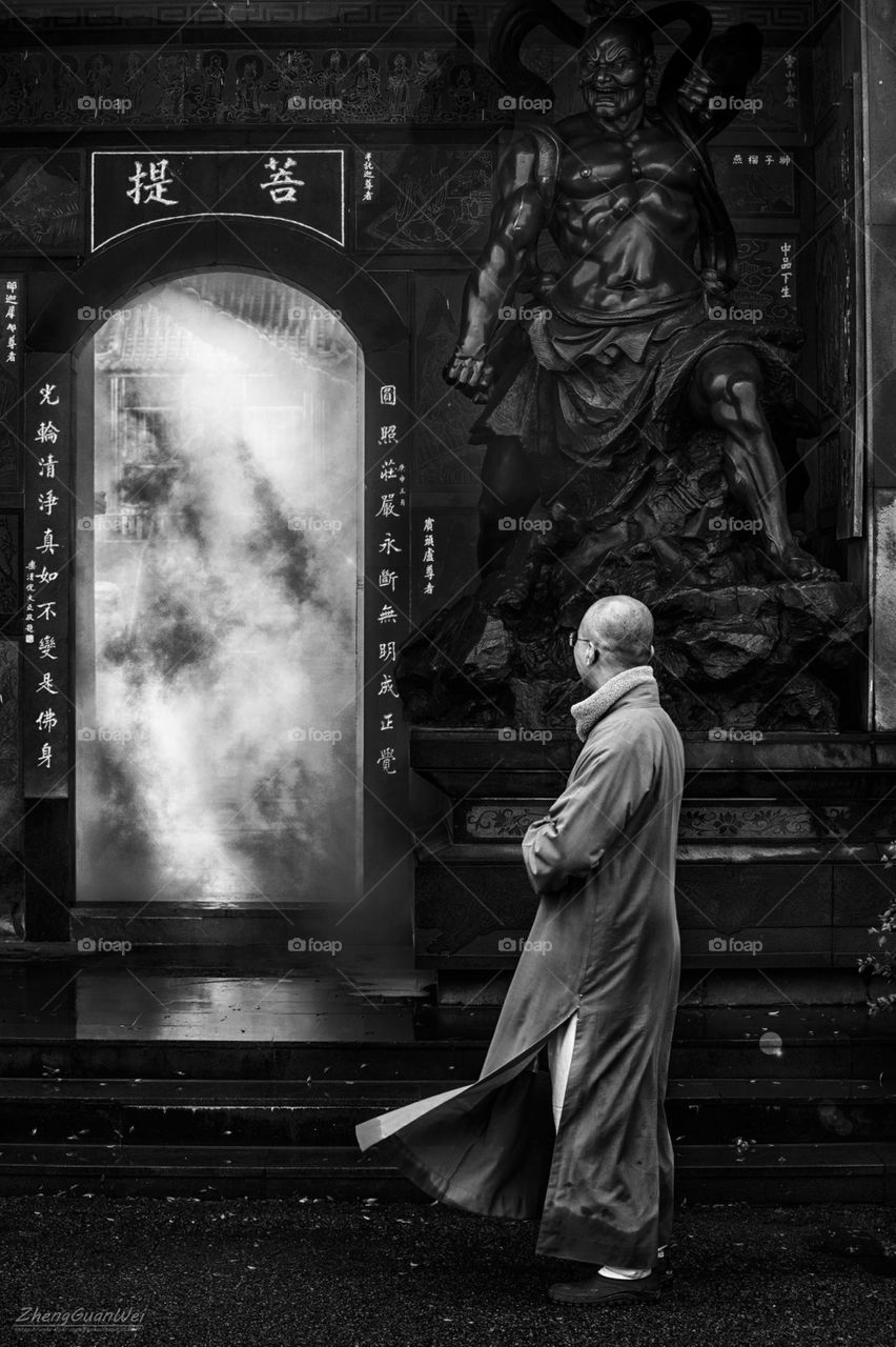 Taiwan temple - holy light