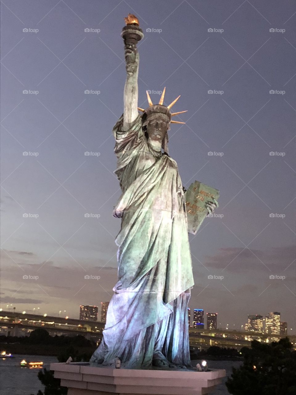 Odieba Island Statuette of Liberty 