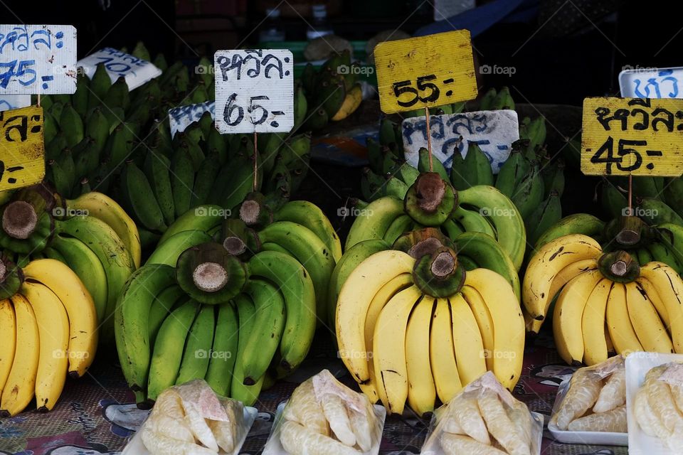 Bananas exposed in fruit market