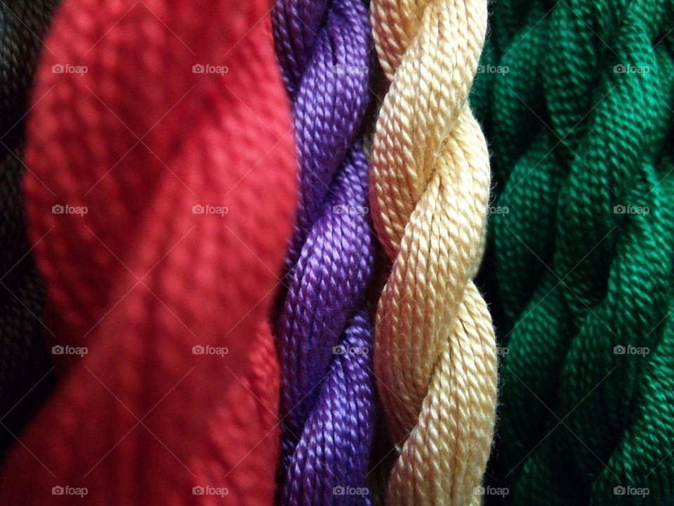 Full frame of yarn of wool