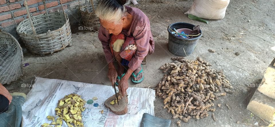 herbal traditional way