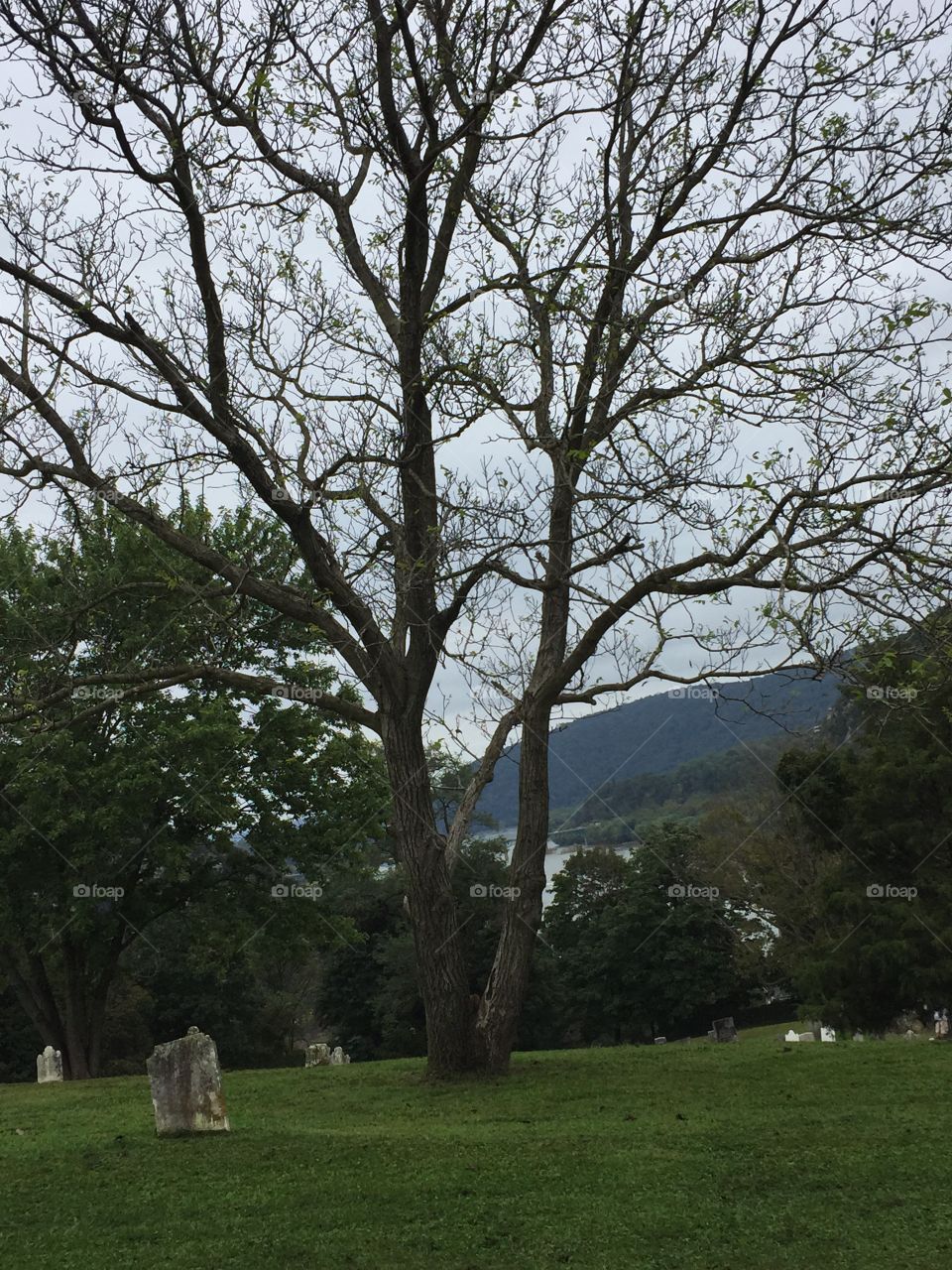 Landscape photo at the Harper’s Ferry cemetery