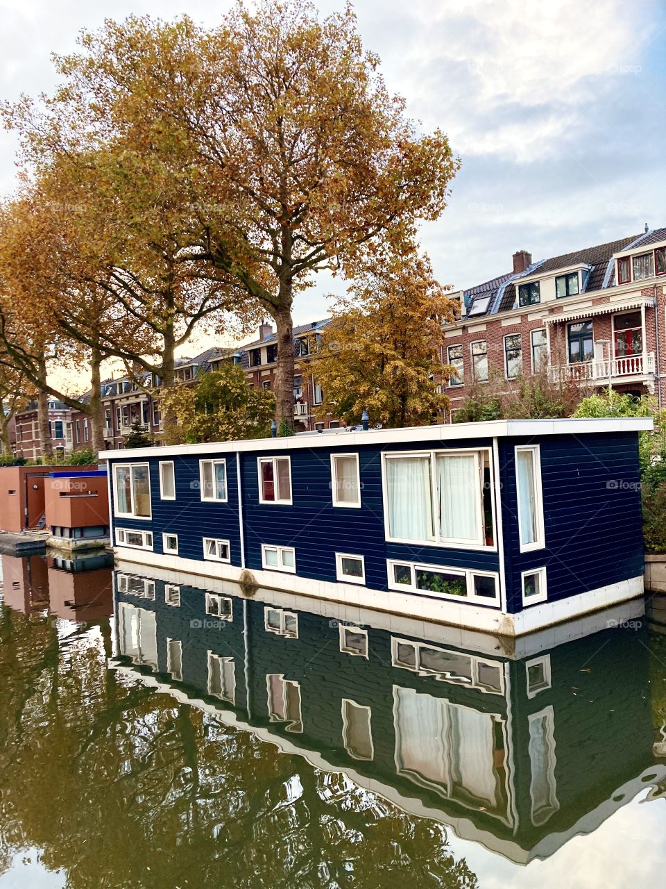 Houseboat in the Utrecht canal