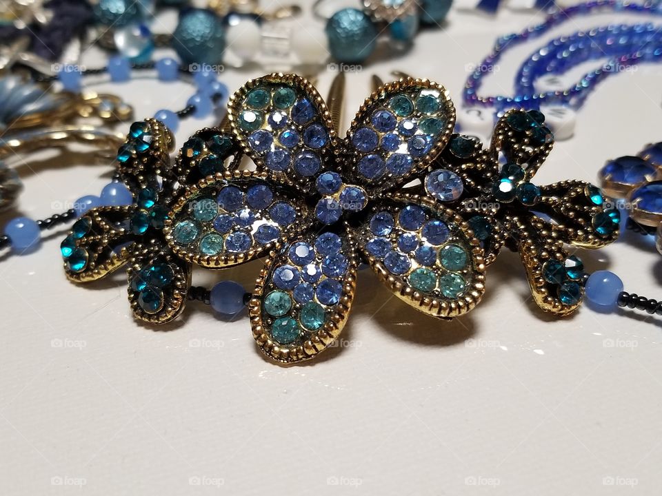 What Flower?! I see no Flower, only the deep colors of my soul asnd it burns like the hottest part of fire!