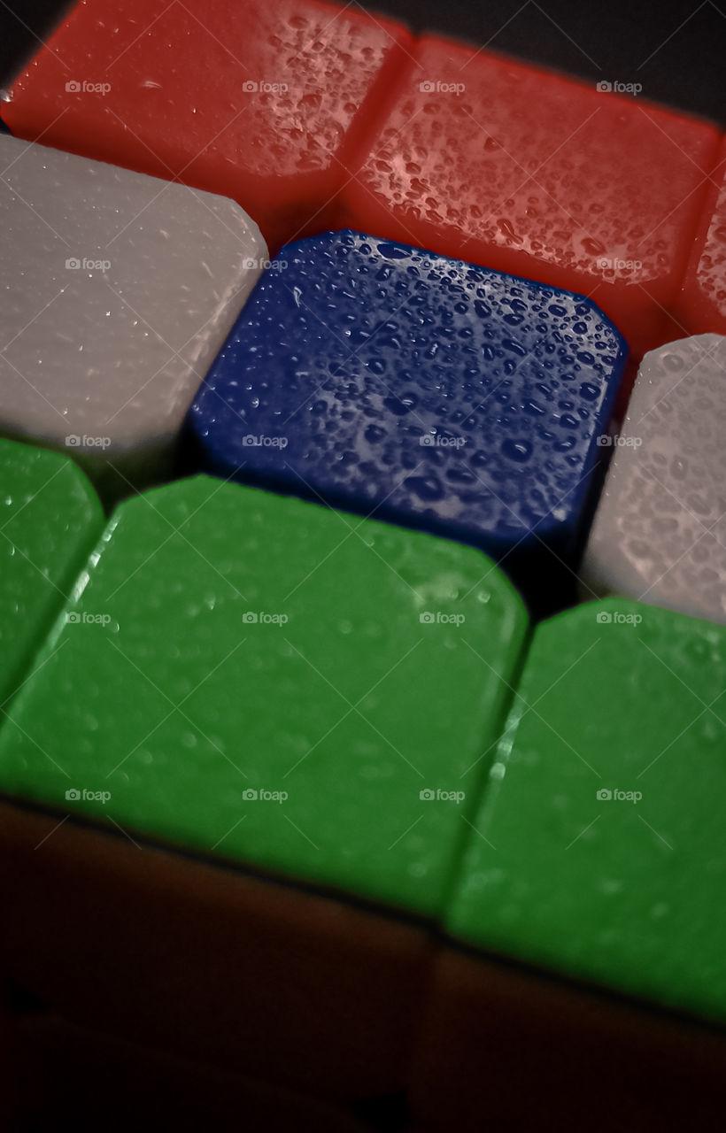 i love my country
 and i am proud of to. be a Indian
 and i make the Indian flag in cube. how is it.  ??