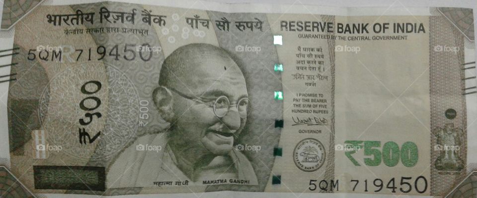 500 roupes Indian money