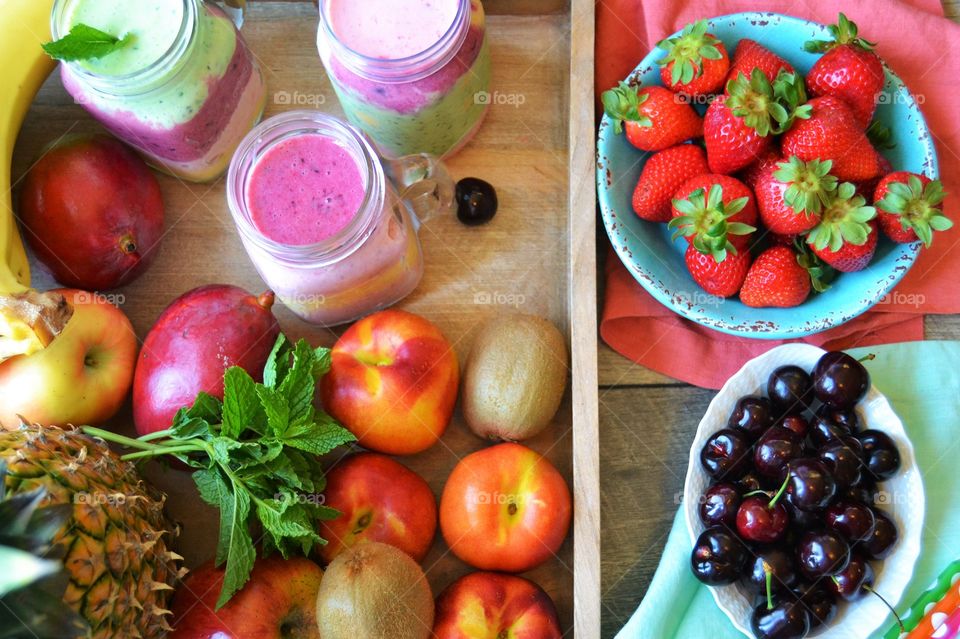 Fruit smoothies with fresh fruit 