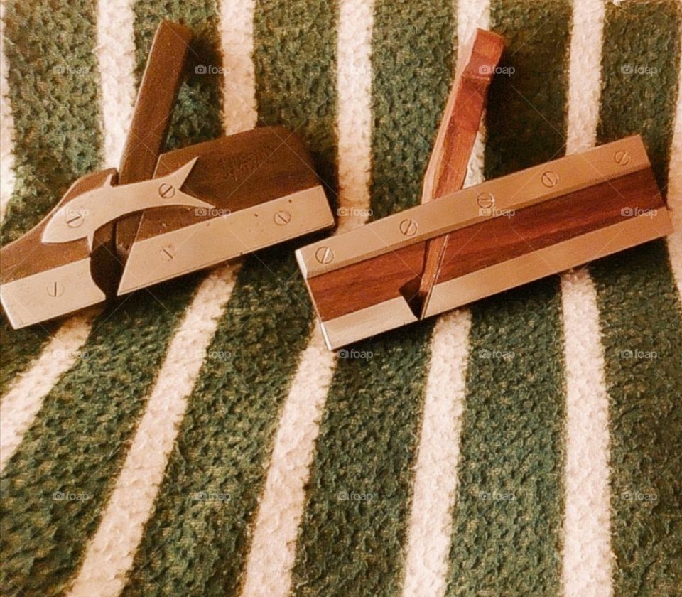 A beautiful and attractive view of the carpenter tools.