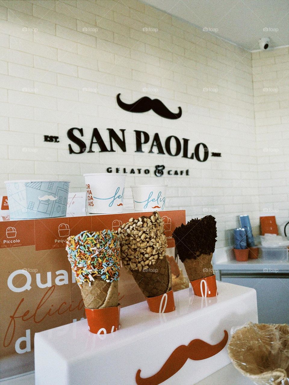 Ice cream shop 