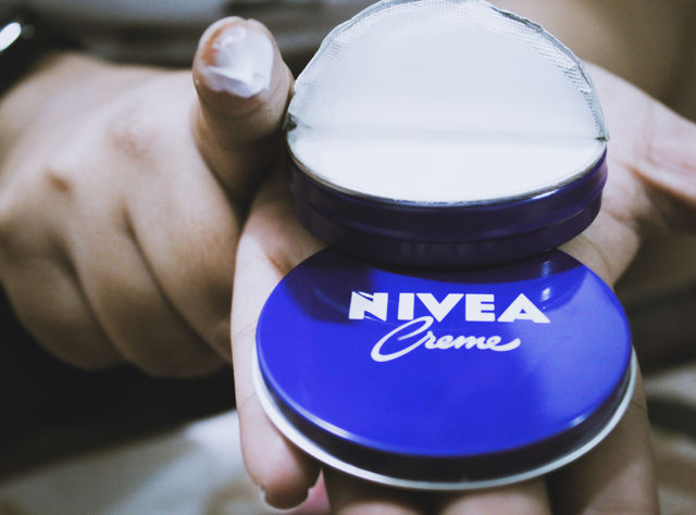 This cream will take care of your all problem during this winter.