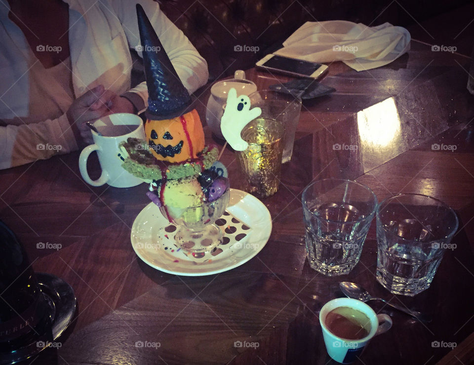 People, Drink, Restaurant, Celebration, Candle