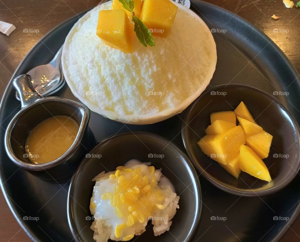 binsu. mango sticky rice bingsu. Thailand.