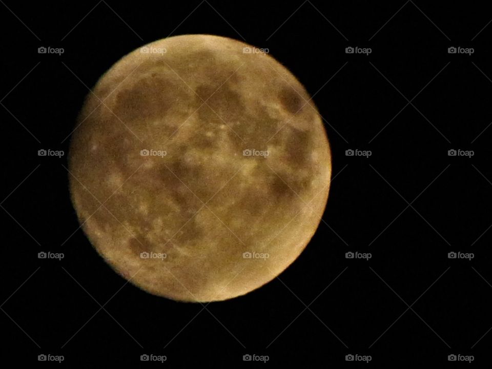 Photograph of yellow moon