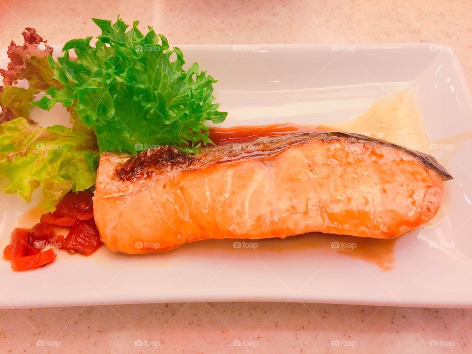 Salmon roasted soy sauce