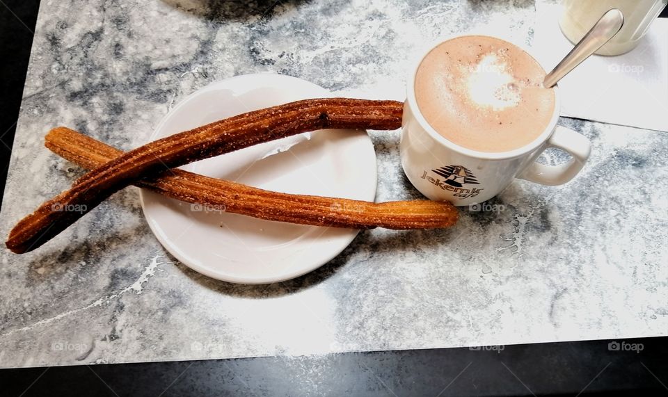 Chocolate y churros.