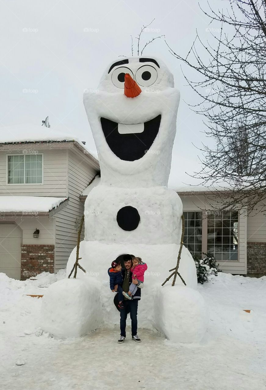 Olaf, biggest snowman ever!