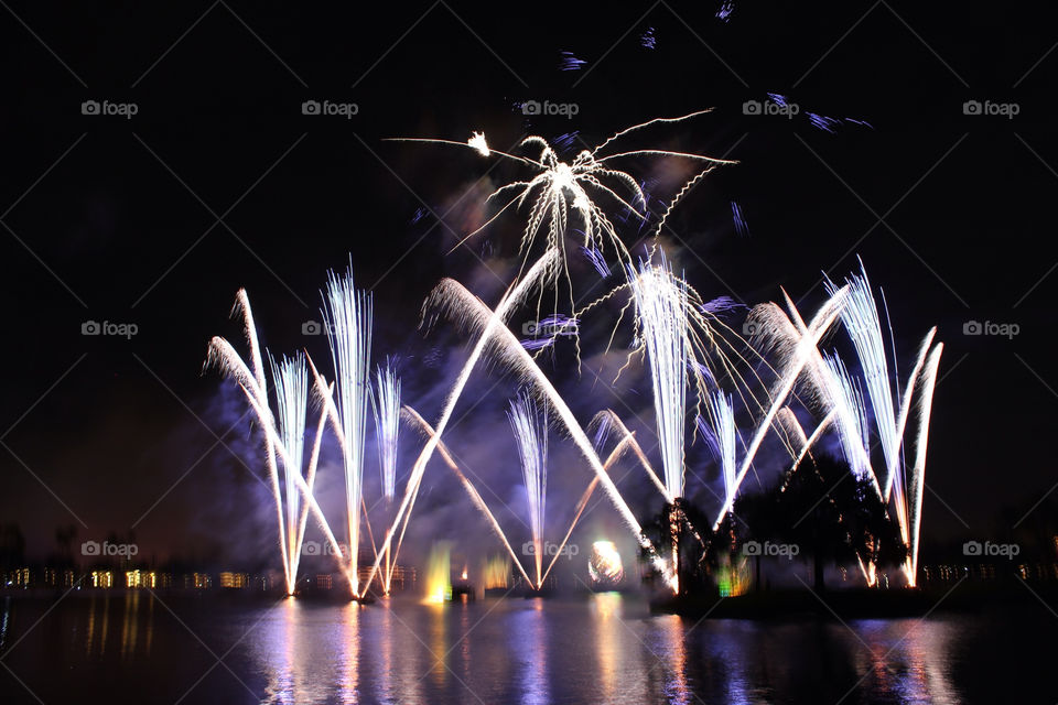 lights fireworks orlando disney by disneycjd