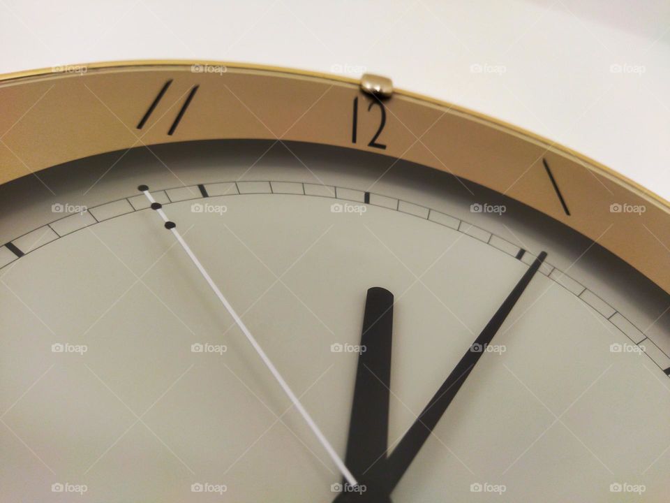 Wall clock
