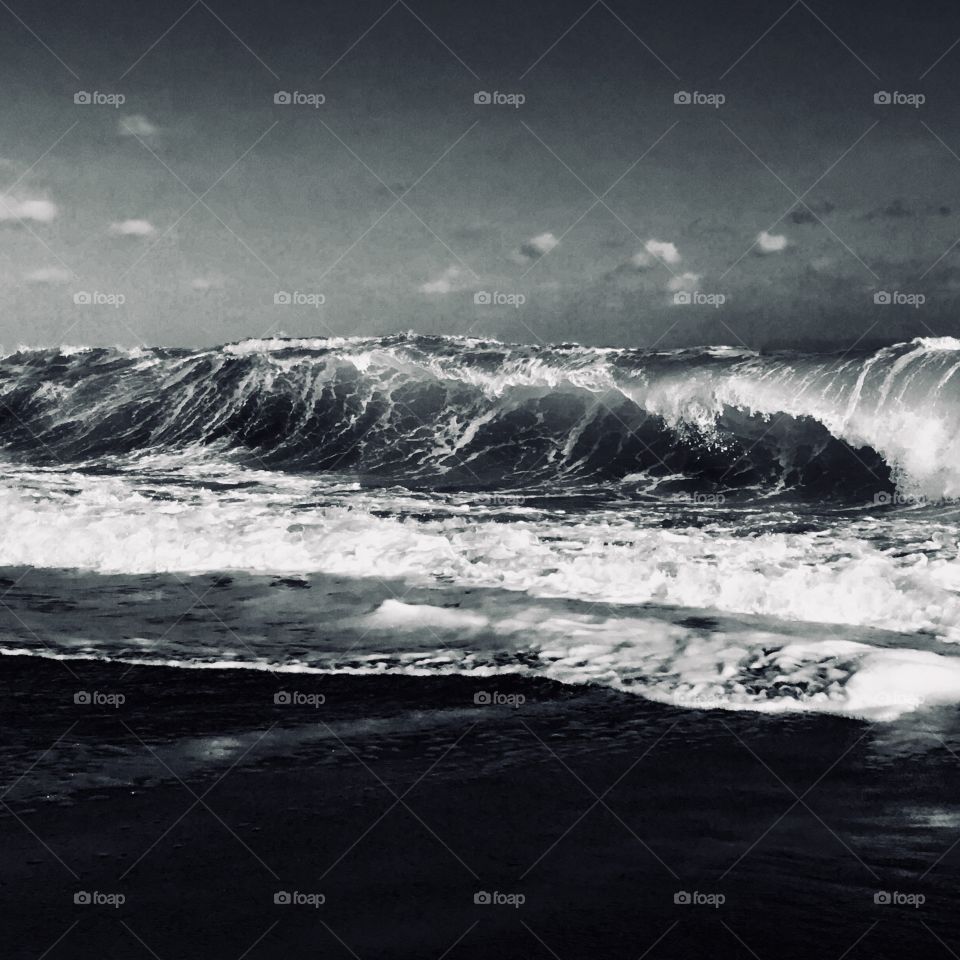 Super massive mother waves hitting the shoreline in Bali...