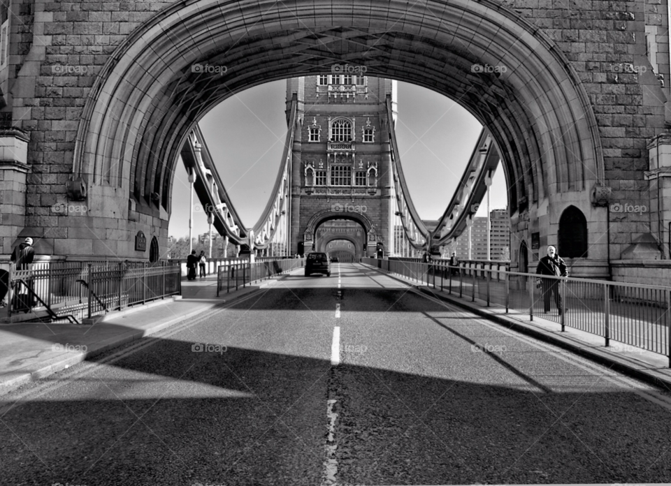 london taxi tower bridge by pcpix2000
